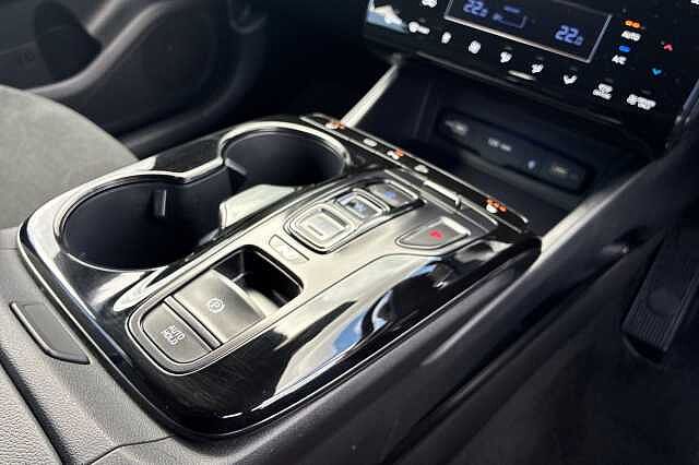 Hyundai TUCSON 1.6 H T Gdi N Line Suv 5dr Petrol Hybrid Auto Euro 6 (s/s) (230 Ps) Shimmering Silver