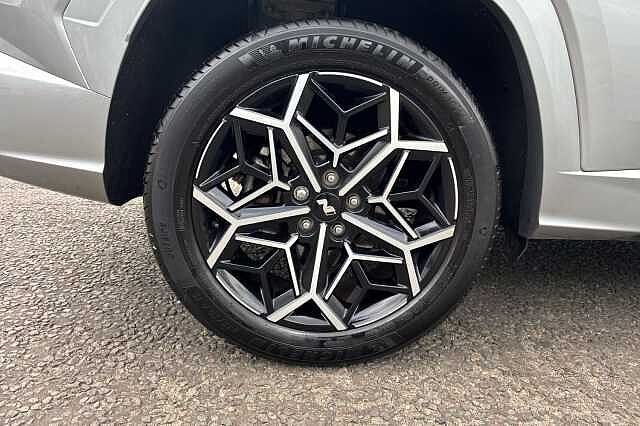 Hyundai TUCSON 1.6 H T Gdi N Line Suv 5dr Petrol Hybrid Auto Euro 6 (s/s) (230 Ps) Shimmering Silver