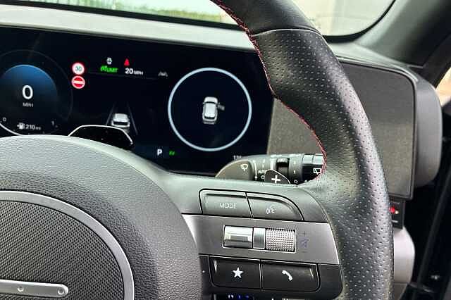 Hyundai KONA 1.6 H Gdi N Line S Suv 5dr Petrol Hybrid Dct Euro 6 (s/s) (129 Ps) Abyss Black