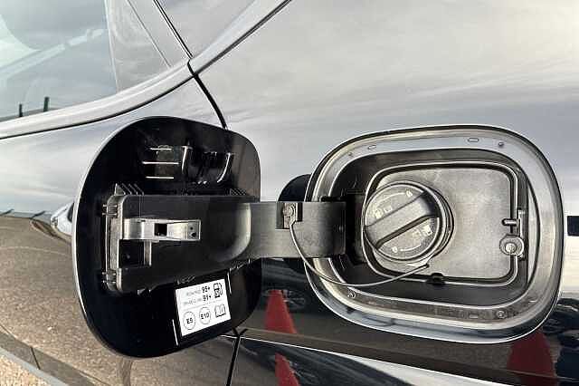 Hyundai KONA 1.6 H Gdi N Line S Suv 5dr Petrol Hybrid Dct Euro 6 (s/s) (129 Ps) Abyss Black