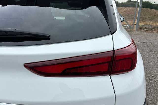 Hyundai Kona 1.6 H Gdi Premium Suv 5dr Petrol Hybrid Dct Euro 6 (s/s) (141 Ps)