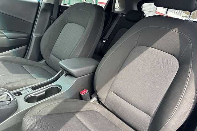 Hyundai KONA 1.6 H Gdi Premium Suv 5dr Petrol Hybrid Dct Euro 6 (s/s) (141 Ps) Surfy Blue