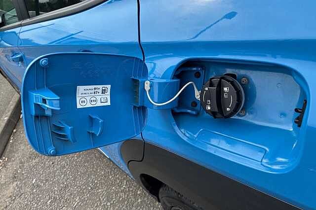 Hyundai KONA 1.6 H Gdi Premium Suv 5dr Petrol Hybrid Dct Euro 6 (s/s) (141 Ps) Surfy Blue