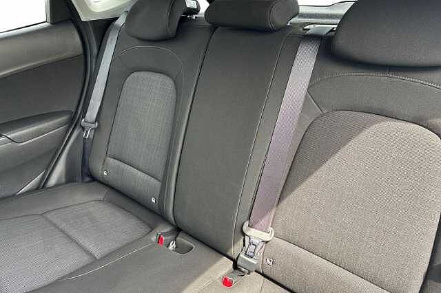 Hyundai KONA 1.6 H Gdi Premium Suv 5dr Petrol Hybrid Dct Euro 6 (s/s) (141 Ps) Surfy Blue