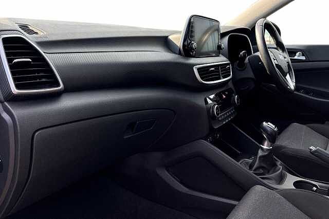 Hyundai Tucson 1.6 T Gdi Se Nav Suv 5dr Petrol Manual Euro 6 (s/s) (177 Ps)