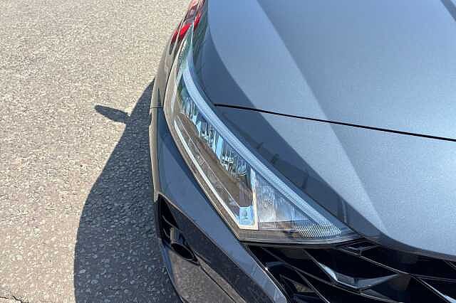 Hyundai I20 1.0 T Gdi Mhev Premium Hatchback 5dr Petrol Hybrid Dct Euro 6 (s/s) (100 Ps)