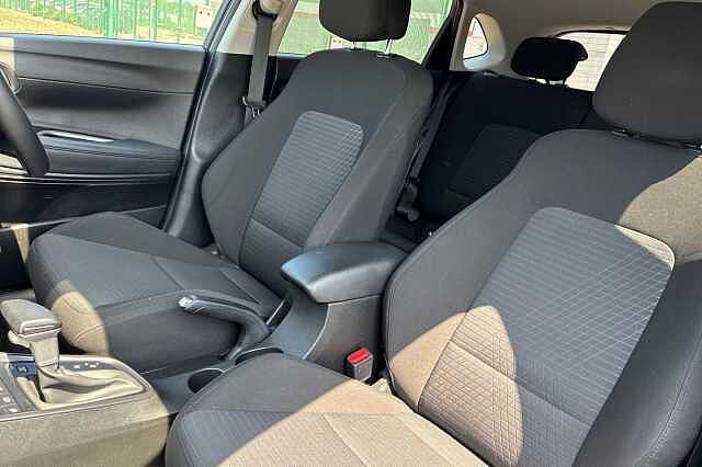 Hyundai I20 1.0 T Gdi Mhev Premium Hatchback 5dr Petrol Hybrid Dct Euro 6 (s/s) (100 Ps)