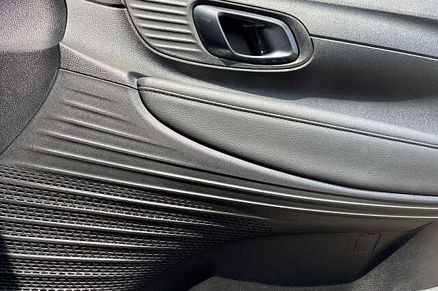 Hyundai I20 1.0 T Gdi Mhev Premium Hatchback 5dr Petrol Hybrid Dct Euro 6 (s/s) (100 Ps)
