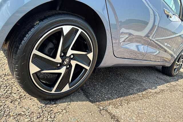 Hyundai I10 1.0 Premium Hatchback 5dr Petrol Auto Euro 6 (s/s) (63 Ps)