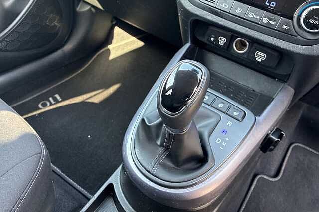 Hyundai I10 1.0 Premium Hatchback 5dr Petrol Auto Euro 6 (s/s) (63 Ps)