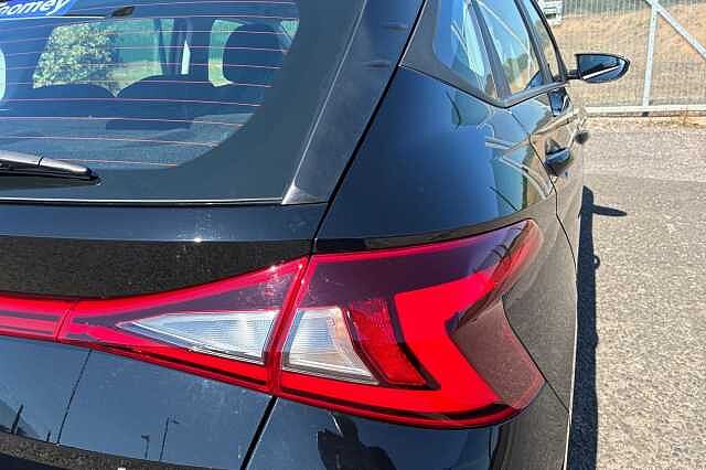 Hyundai I20 1.0 T Gdi Advance Hatchback 5dr Petrol Manual Euro 6 (s/s) (100 Ps) Phantom Black