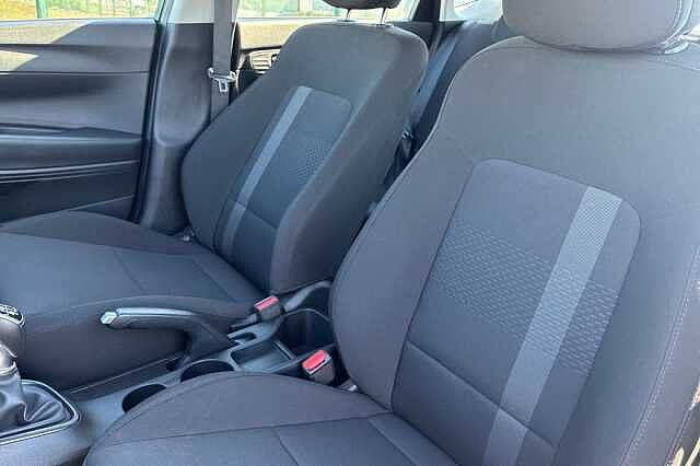 Hyundai I20 1.0 T Gdi Advance Hatchback 5dr Petrol Manual Euro 6 (s/s) (100 Ps) Phantom Black