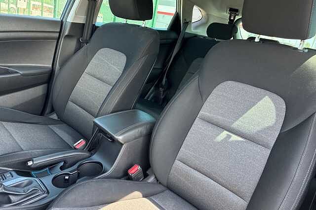 Hyundai Tucson 1.6 T Gdi Se Nav Suv 5dr Petrol Dct Euro 6 (s/s) (177 Ps)