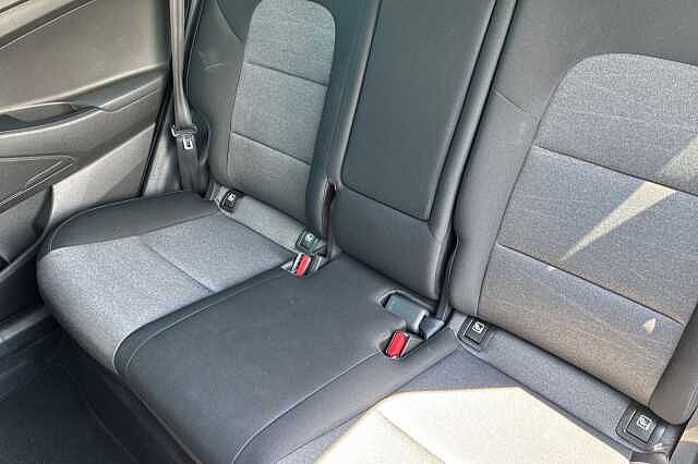 Hyundai Tucson 1.6 T Gdi Se Nav Suv 5dr Petrol Dct Euro 6 (s/s) (177 Ps)