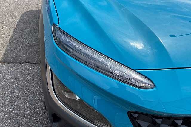 Hyundai KONA 1.6 H Gdi Premium Suv 5dr Petrol Hybrid Dct Euro 6 (s/s) (141 Ps) Dive Blue