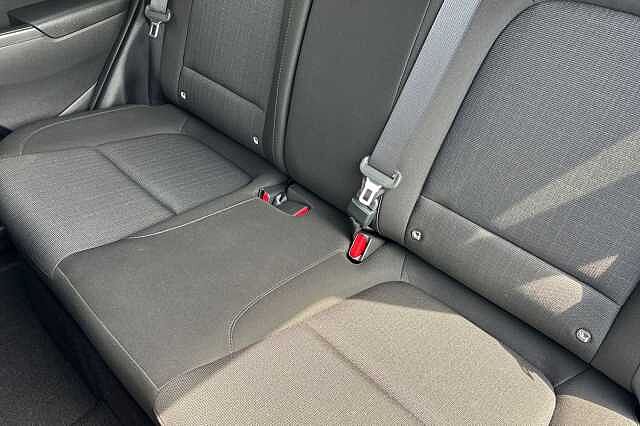 Hyundai KONA 1.6 H Gdi Premium Suv 5dr Petrol Hybrid Dct Euro 6 (s/s) (141 Ps) Dive Blue