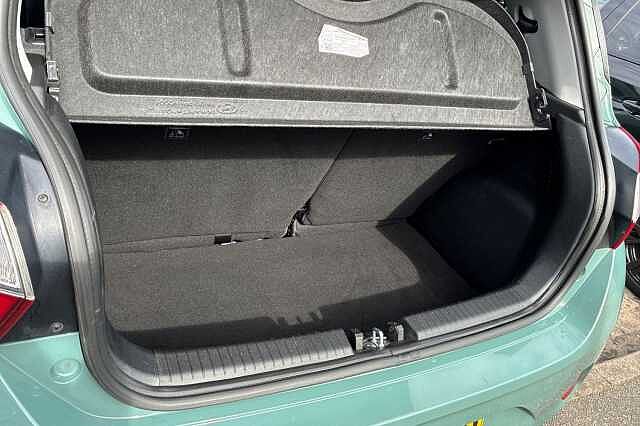 Hyundai I10 1.2 Premium Hatchback 5dr Petrol Manual Euro 6 (s/s) (84 Ps) Mangrove Green