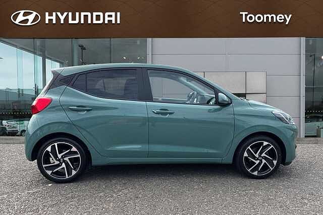 Hyundai I10 1.2 Premium Hatchback 5dr Petrol Manual Euro 6 (s/s) (84 Ps) Mangrove Green
