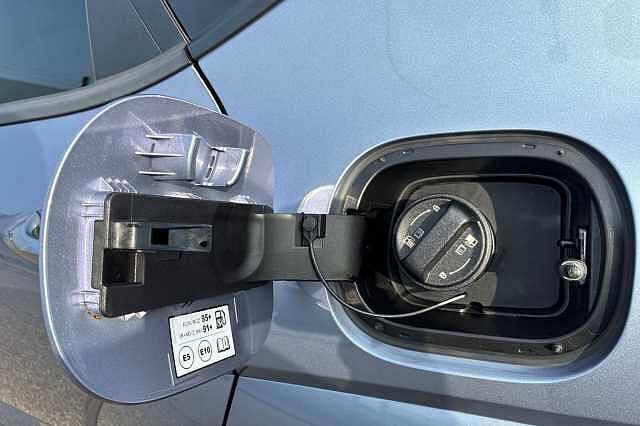 Hyundai KONA 1.6 H Gdi N Line Suv 5dr Petrol Hybrid Dct Euro 6 (s/s) (129 Ps) Meta Blue