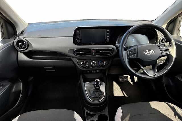 Hyundai I10 1.0 Advance Hatchback 5dr Petrol Auto Euro 6 (s/s) (67 Ps) Phantom Black