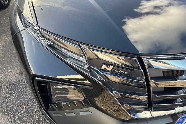 Hyundai TUCSON 1.6 T Gdi Mhev N Line S Suv 5dr Petrol Hybrid Dct Euro 6 (s/s) (150 Ps) Phantom Black