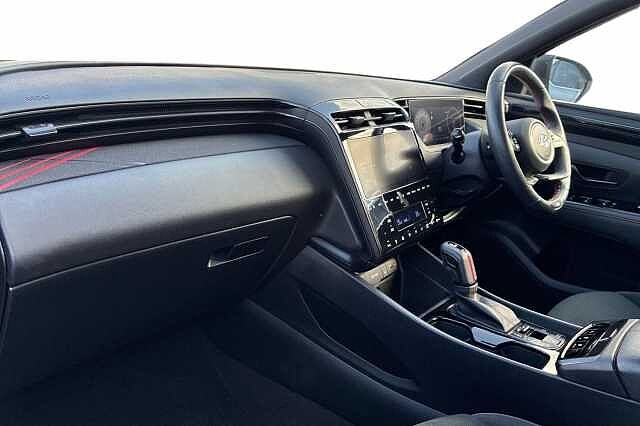 Hyundai TUCSON 1.6 T Gdi Mhev N Line S Suv 5dr Petrol Hybrid Dct Euro 6 (s/s) (150 Ps) Phantom Black