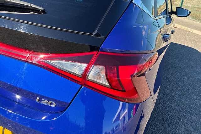 Hyundai I20 1.0 T Gdi Mhev Premium Hatchback 5dr Petrol Hybrid Dct Euro 6 (s/s) (100 Ps) Intense Blue