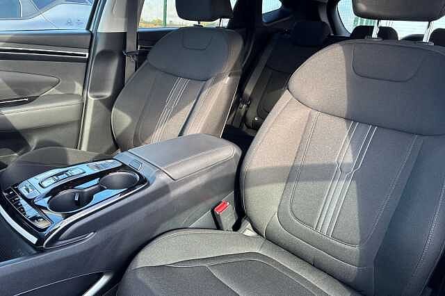 Hyundai TUCSON 1.6 H T Gdi Premium Suv 5dr Petrol Hybrid Auto Euro 6 (s/s) (230 Ps) Silky Bronze