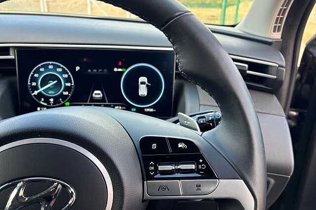 Hyundai TUCSON 1.6 H T Gdi Premium Suv 5dr Petrol Hybrid Auto Euro 6 (s/s) (230 Ps) Silky Bronze