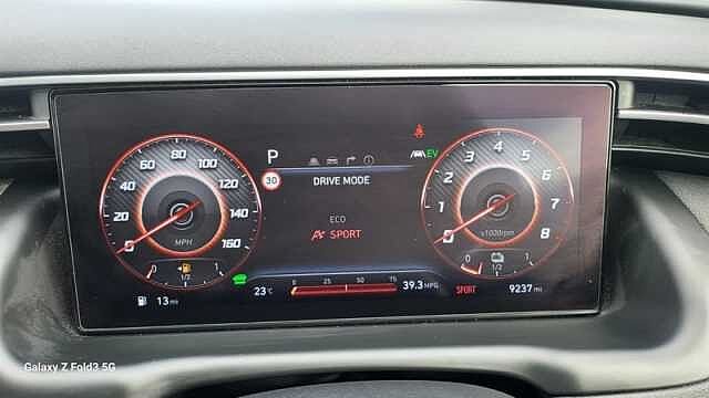 Hyundai TUCSON 1.6 h T-GDi Ultimate SUV 5dr Petrol Hybrid Auto Euro 6 (s/s) (230 ps) Red