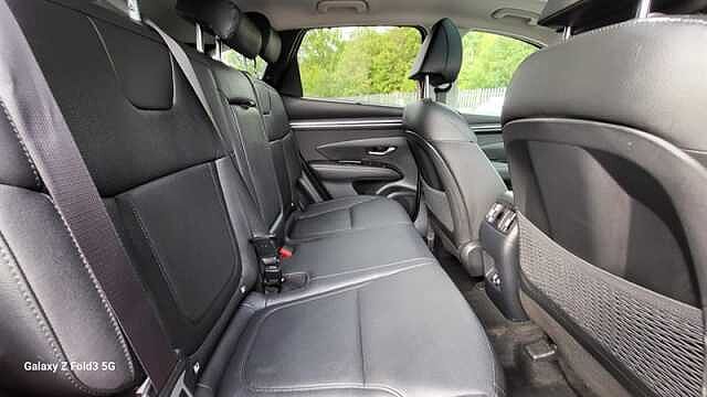 Hyundai TUCSON 1.6 h T-GDi Ultimate SUV 5dr Petrol Hybrid Auto Euro 6 (s/s) (230 ps) Red