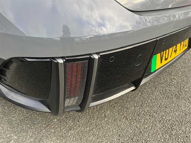 Hyundai IONIQ 6 77.4kWh Premium Saloon 4dr Electric Auto (228 ps)