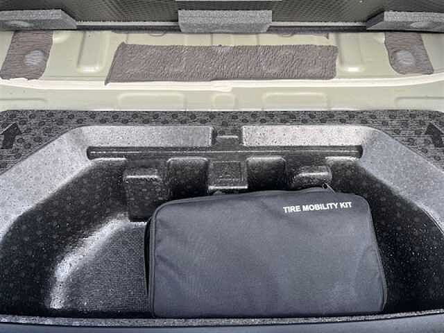 Hyundai IONIQ 6 77.4kWh Premium Saloon 4dr Electric Auto (228 ps)
