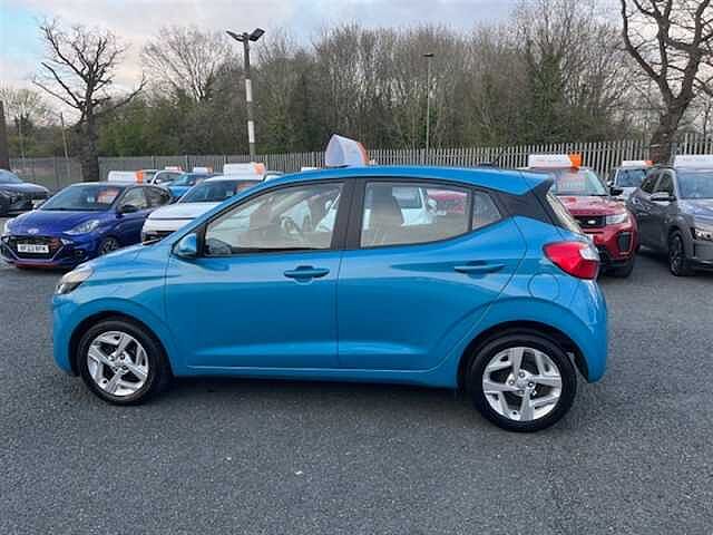 Hyundai I10 1.2 SE Connect Hatchback 5dr Petrol Auto Euro 6 (s/s) (84 ps) Blue