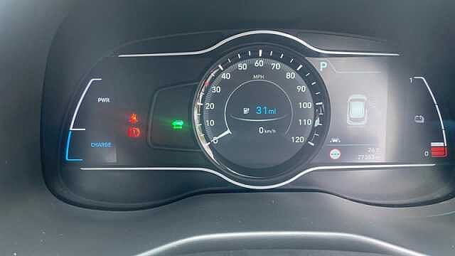 Hyundai KONA 64kWh Premium SUV 5dr Electric Auto (7kW Charger) (204 ps)
