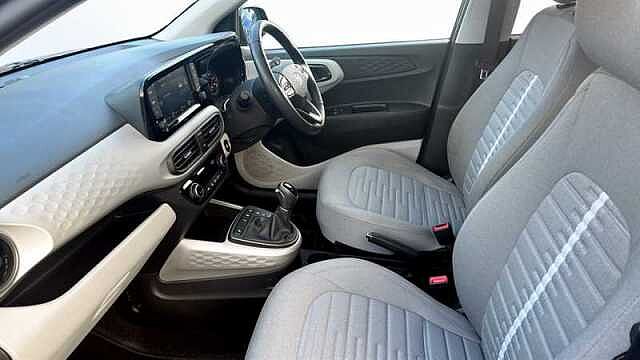 Hyundai i10 1.2 Premium Hatchback 5dr Petrol Auto Euro 6 (s/s) (84 ps)