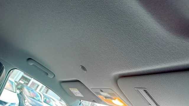 Hyundai i10 1.2 Premium Hatchback 5dr Petrol Auto Euro 6 (s/s) (84 ps)