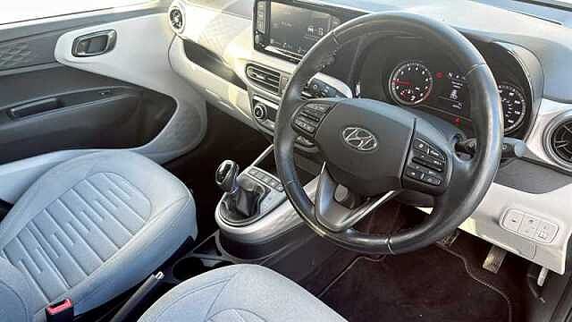 Hyundai i10 1.2 Premium Hatchback 5dr Petrol Auto Euro 6 (s/s) (84 ps)