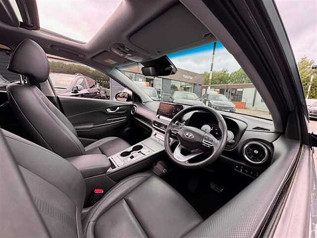 Hyundai KONA 64kWh Ultimate SUV 5dr Electric Auto (10.5kW Charger) (204 ps)