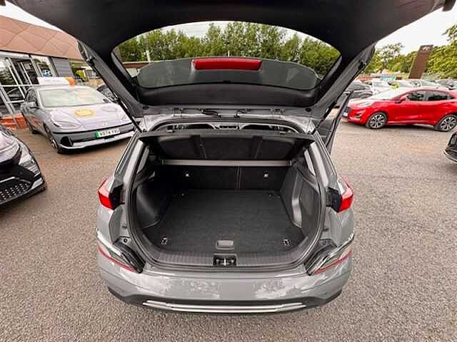 Hyundai KONA 64kWh Ultimate SUV 5dr Electric Auto (10.5kW Charger) (204 ps)