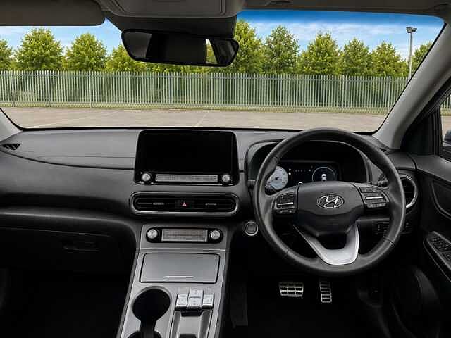 Hyundai KONA 39kWh Premium SUV 5dr Electric Auto (10.5kW Charger) (136 ps) Grey