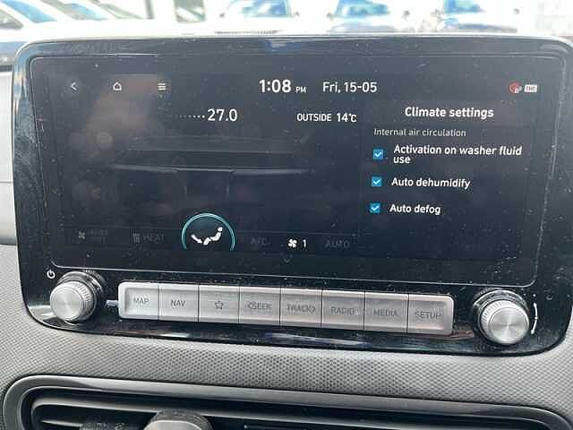 Hyundai KONA 39kWh Premium SUV 5dr Electric Auto (10.5kW Charger) (136 ps) Grey