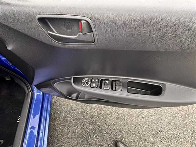 Hyundai i10 1.0 Play Hatchback 5dr Petrol Manual Euro 6 (67 ps)