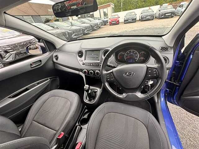 Hyundai i10 1.0 Play Hatchback 5dr Petrol Manual Euro 6 (67 ps)