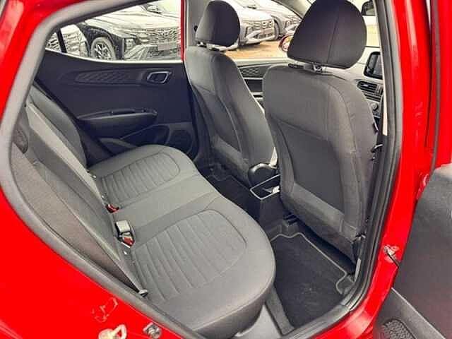 Hyundai i10 1.0 SE Connect Hatchback 5dr Petrol Manual Euro 6 (s/s) (67 ps)