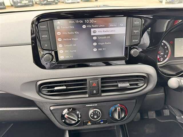 Hyundai i10 1.0 SE Connect Hatchback 5dr Petrol Manual Euro 6 (s/s) (67 ps)