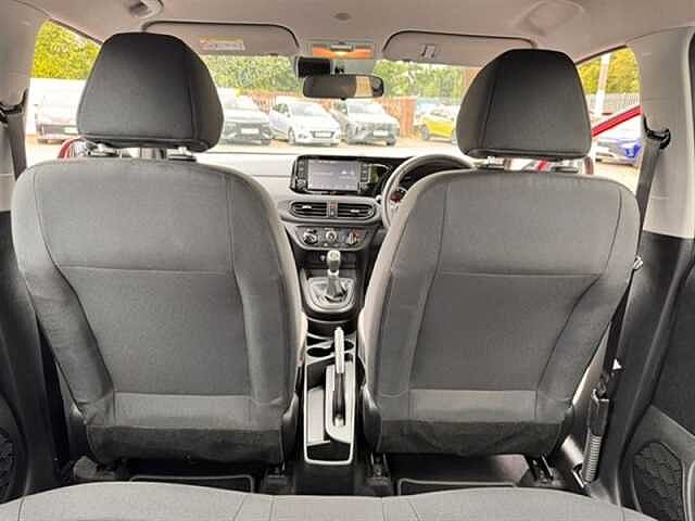 Hyundai i10 1.0 SE Connect Hatchback 5dr Petrol Manual Euro 6 (s/s) (67 ps)