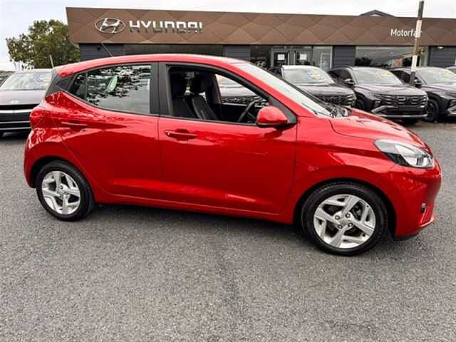 Hyundai i10 1.0 SE Connect Hatchback 5dr Petrol Manual Euro 6 (s/s) (67 ps)