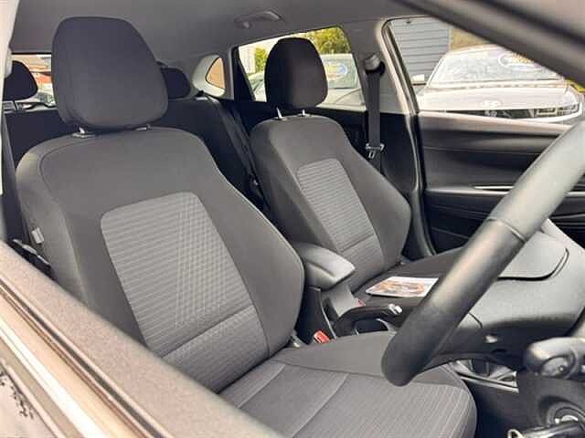Hyundai i20 1.0 T-GDi MHEV Premium Hatchback 5dr Petrol Hybrid Manual Euro 6 (s/s) (100 ps)