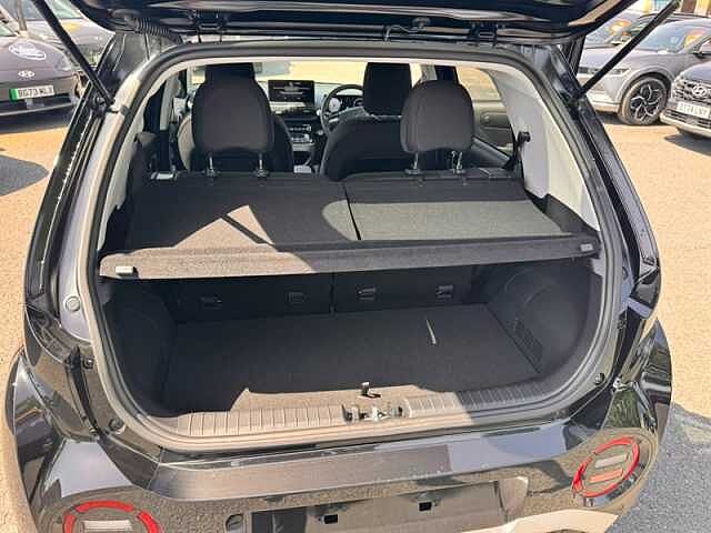 Hyundai INSTER INSTER 2 49 KWH Black